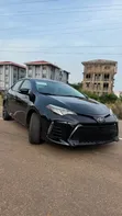 2018 Toyota Corolla SE (1.8L 4cyl 6M) Black - 3