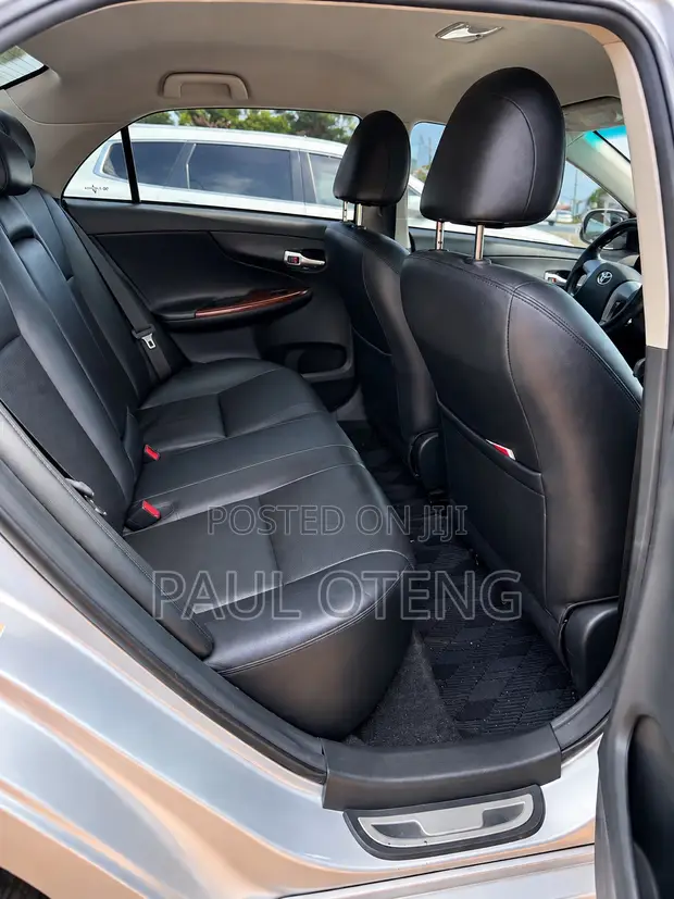 2013 Toyota Corolla LE Special Edition Sedan - 1