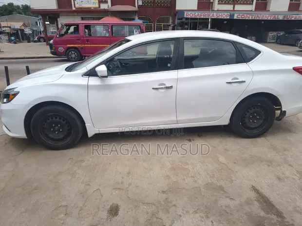 Nissan Sentra S 2016 White - 1