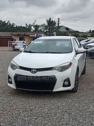 2015 Toyota Corolla S Sedan