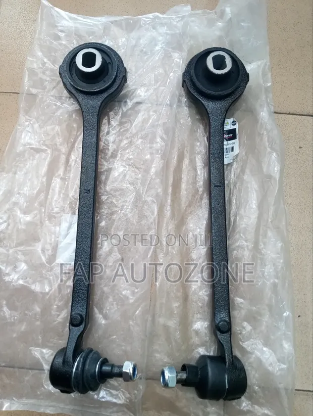 Genuine Chrysler 300, Charger, Magnum Control Arm (USA) - 1