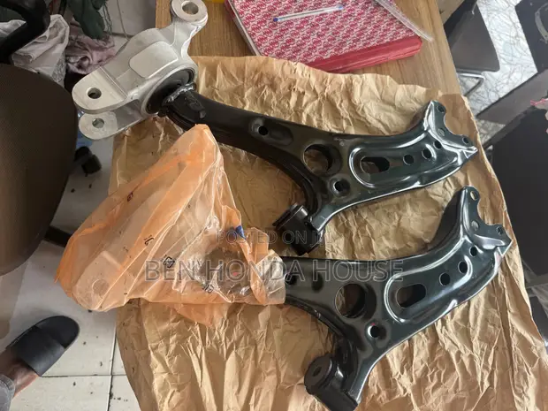 Honda CR-V Lower Arm (2023-2026) - 1