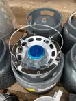 6kg Gas Cylinders with Clamps - 1