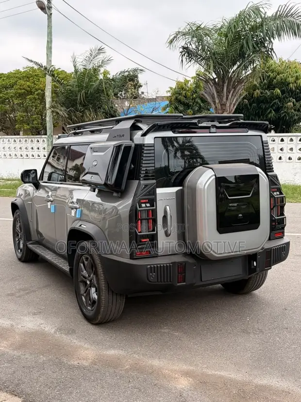 Jetour T2 2024 Gray - 1