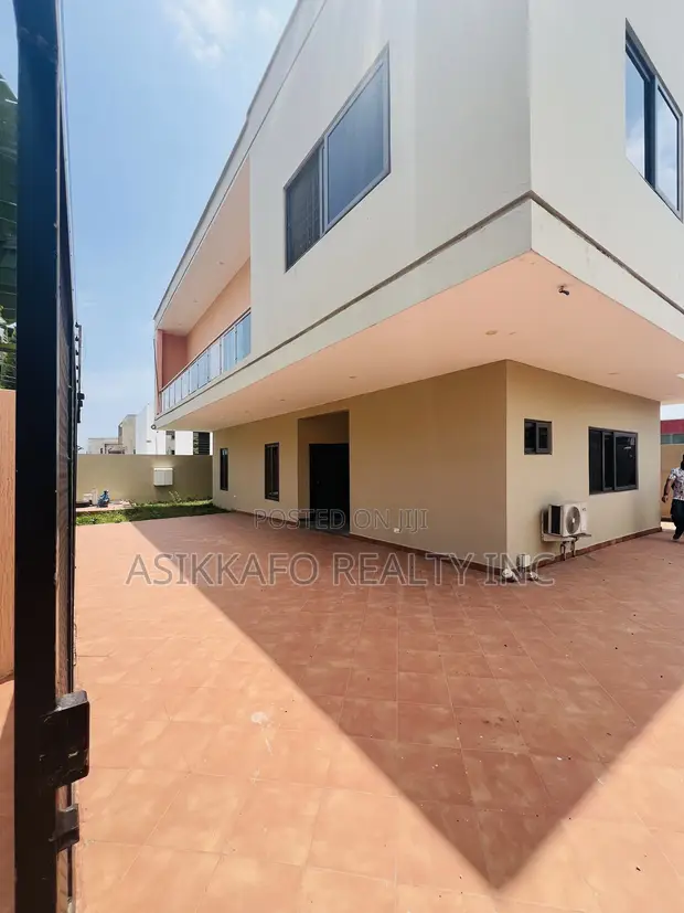 5-Bedroom Duplex for Rent in Burma Hills, Tseaddo - 1