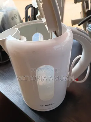White Bosch Cordless Electric Kettle