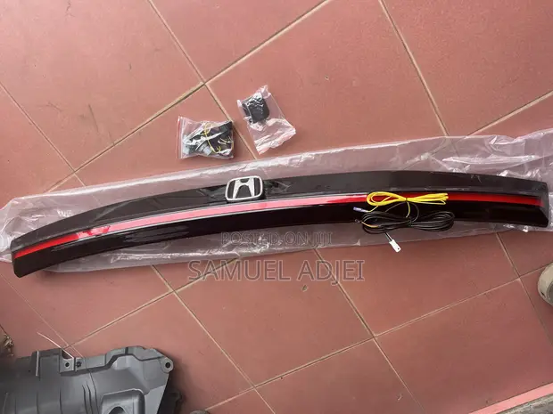 Honda CR-V 2023-2025 Tail Lights - 1