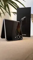 New Samsung Galaxy Z Flip6 256GB Black - 1