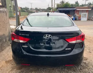 2013 Hyundai Elantra Limited Sedan - Black