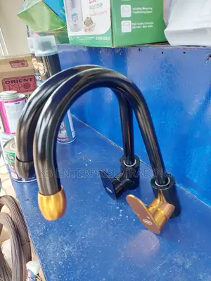 Black Gooseneck Kitchen Mixer Taps (Single Lever)