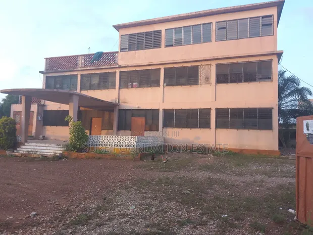 14-Bedroom House for Sale in Dansoman - 1
