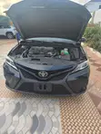 2018 Toyota Camry SE FWD (2.5L 4cyl 8AM) Black - 3