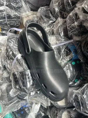 Quality Crocs - Factory & Hospital Use