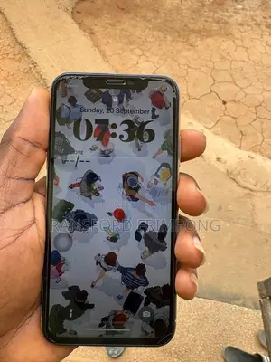 Apple iPhone X 64GB White
