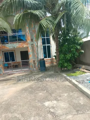 6-Bedroom House for Sale in Pokuase