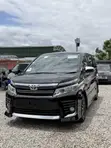 Toyota Voxy 2016 Black - 4