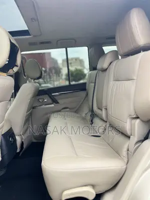 Mitsubishi Pajero V80 3.8 V6 GLS 2016 Gold