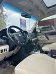 Mitsubishi Pajero V80 3.8 V6 GLS 2016 Gold - 2