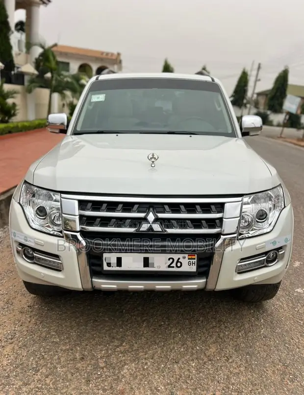 Mitsubishi Pajero 2016 White - 1