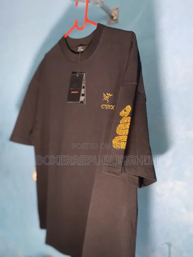 Arc'teryx Men's Top - 1