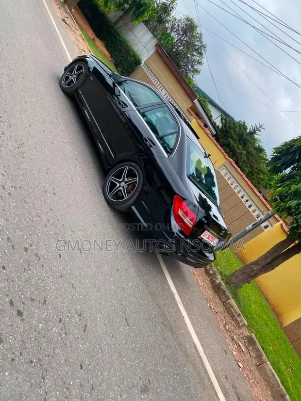 Mercedes-Benz C250 2014 Black - 1