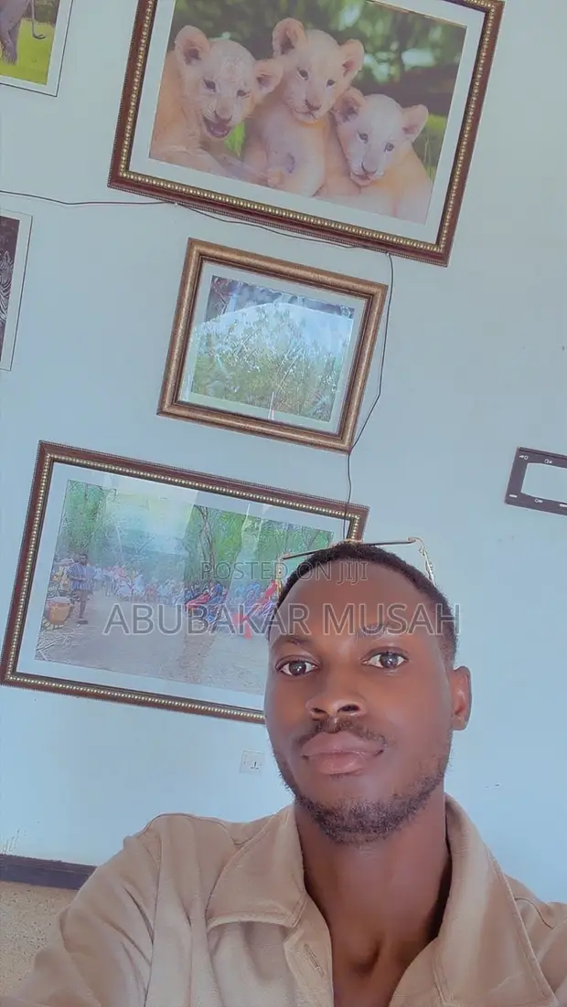 Restaurant Waitress/Waiter CV Available - 1