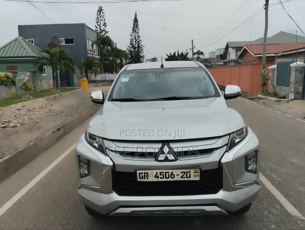 Mitsubishi L200 2020 Silver - 1