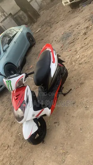 Yamaha NMAX 125 Scooter 2023 Red
