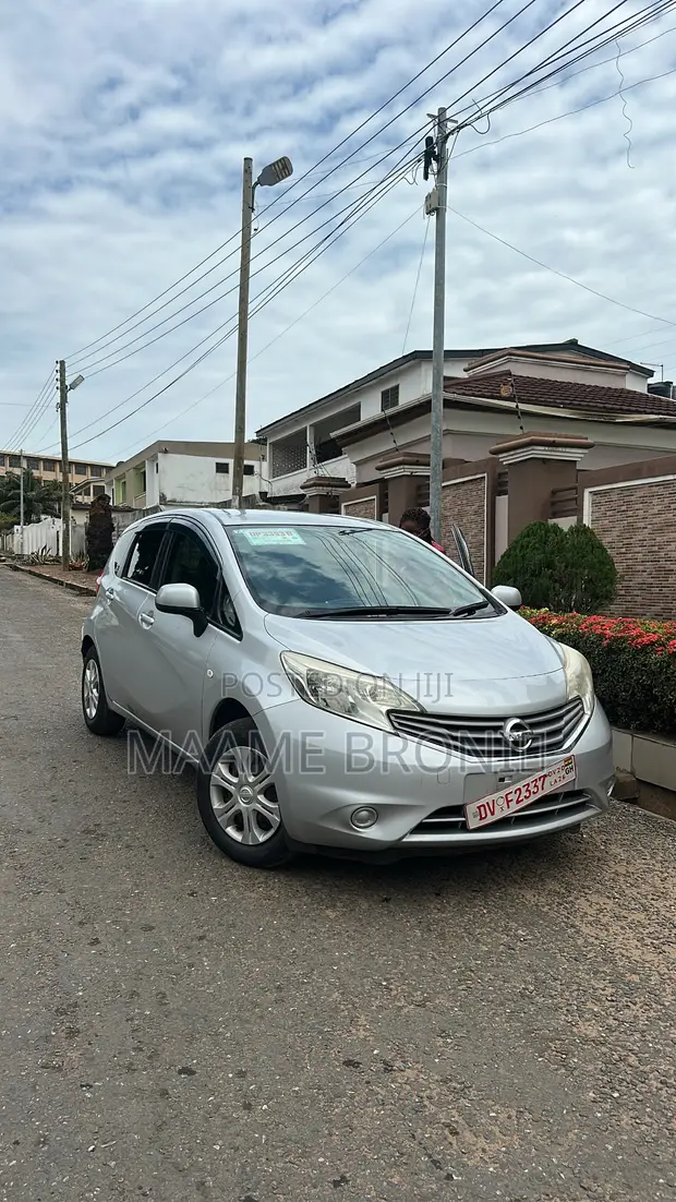 Nissan Note 1.2 Petrol 2013 Gray - 1
