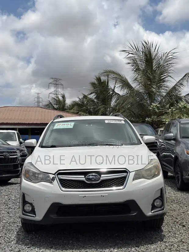2017 Subaru Crosstrek Premium White - 1
