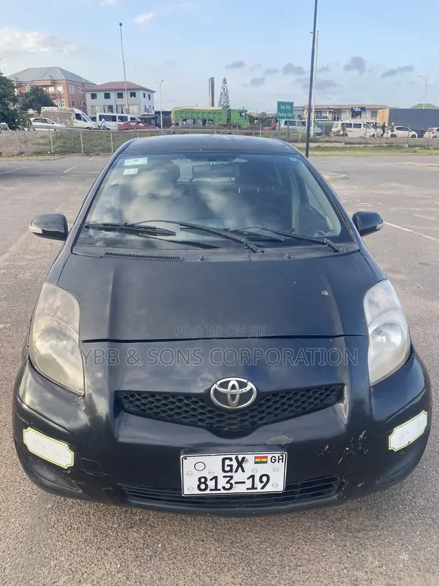 Toyota Vitz 2010 Black - 1