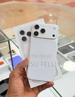 Apple iPhone 17 Pro Max 256GB White