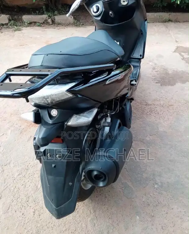 Yamaha Majesty 2025 Black - 1