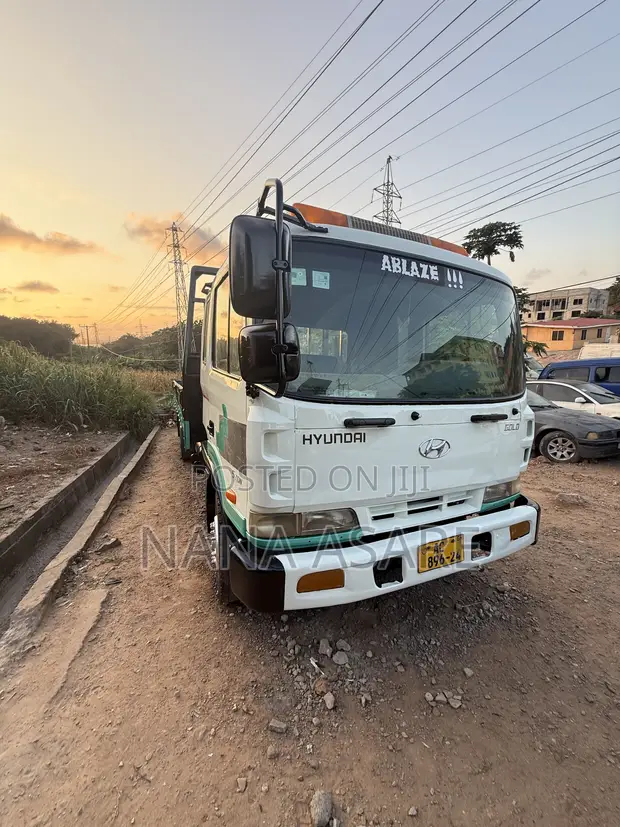 Hyundai 5 Ton Truck - 1