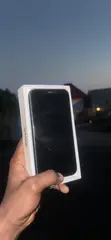 Apple iPhone XR 64GB Black - 1