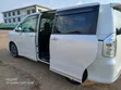 Toyota Voxy V 2WD 8-Seater 2012 White - 2