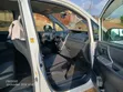 Toyota Voxy V 2WD 8-Seater 2012 White - 5
