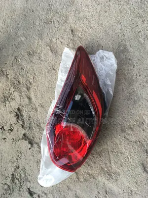 Mazda CX-5 2014-2016 Tail Light