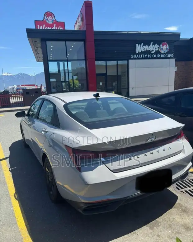2022 Hyundai Elantra SEL Sedan - 1