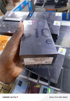 New Samsung Galaxy S10e 128GB Black