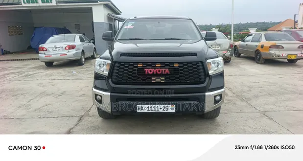 Toyota Tundra 2014 Black - 1