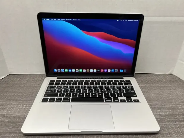 Apple MacBook Pro 2015 13" 8GB RAM 512GB SSD - 1