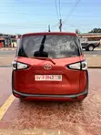 Toyota Sienta 1.5 FWD 2017 Red - 3