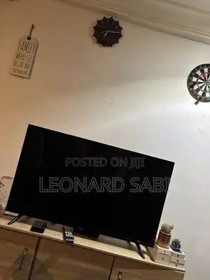 Hikers 43" Smart LED TV - Used
