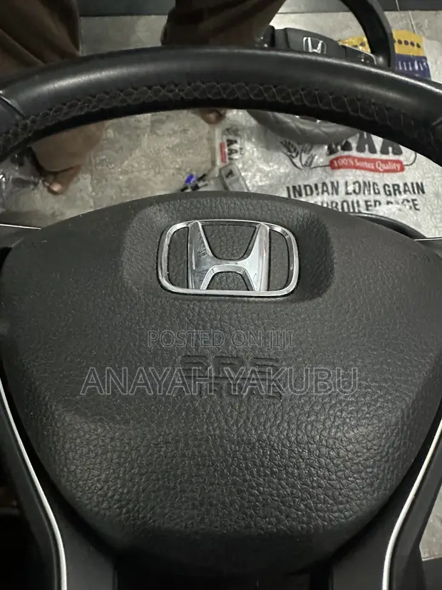 2018-21 Honda Accord Complete Steering Wheel - 1