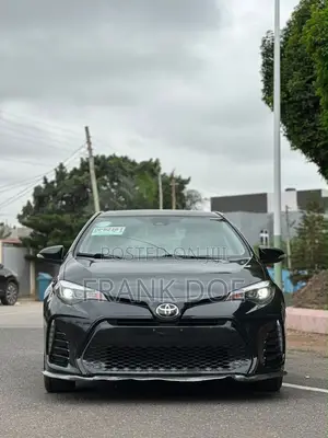 2017 Toyota Corolla XSE Sedan