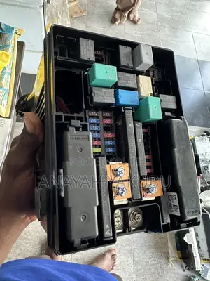 2017-2021 Honda CR-V Engine Fuse Box