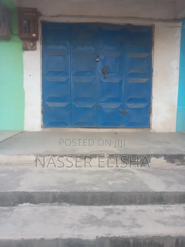 Main Road Shop for Rent in Opah, Sarpeiman - 1