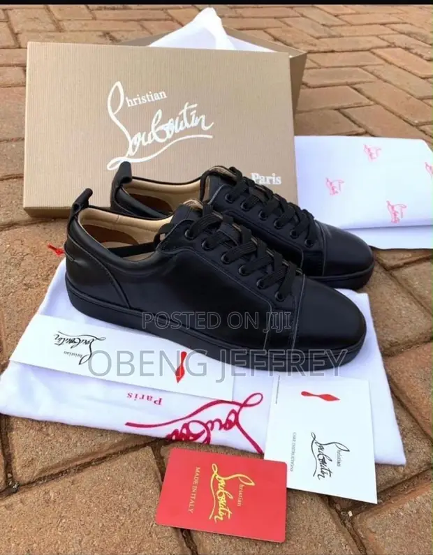 Christian Louboutin Louis Junior All Black Low Sneakers - 1