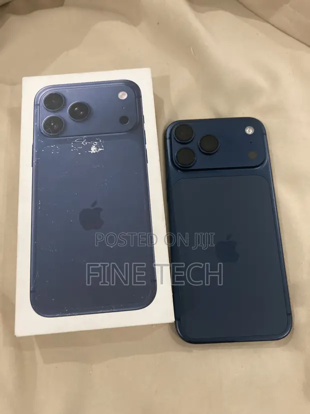 Apple iPhone 17 Pro Max 256GB Blue - 1